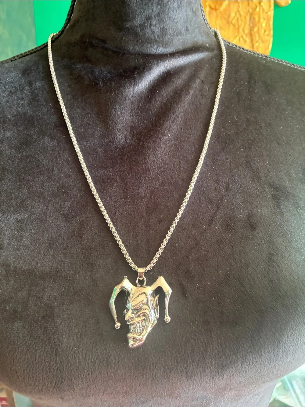 NWT Evil Joker Jester Pendant Necklace in polished silvertone Halloween gothic